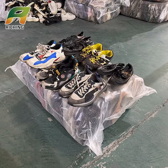 Mix Style Mix Color Hommes/Femmes/Enfants Stock Chaussures d'occasion Chaussures d'occasion Chaussures de sport